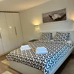 Villa Kovaceva 15, App 1, Free Parking